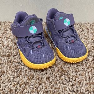 Excellent used condition purple Nike Kyrie 5c high top